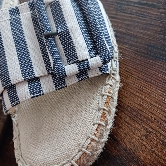 Splendid Women's Espadrille - Picture 2 of 7